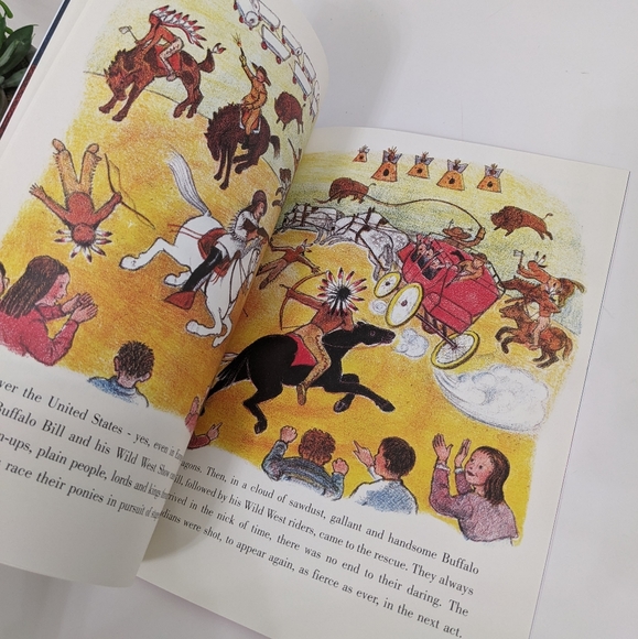 Vintage Buffalo Bill Book - Picture 5 of 6